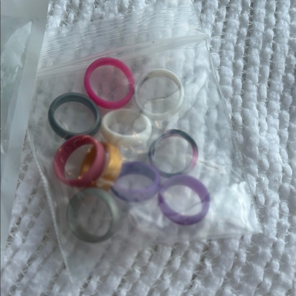 Colorful Women's Ring Set - Picture 4 of 5